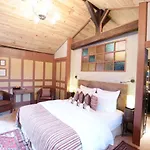 Demeures Et Chateaux - Le Portail En Marais Poitevin 4* Moreilles