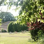 Гостевой дом Demeures Et Chateaux - Le Portail En Marais Poitevin