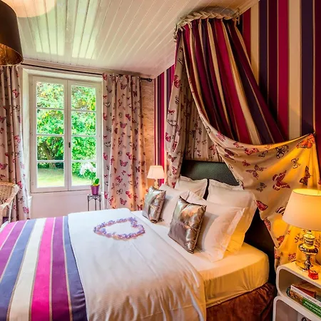 Гостевой дом Demeures Et Chateaux - Le Portail En Marais Poitevin 4*