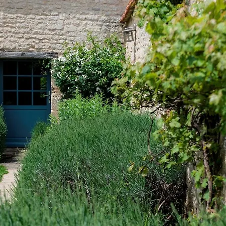 Le Portail En Marais Poitevin - Logis D'exception - Jacuzzi Privatif 4*
