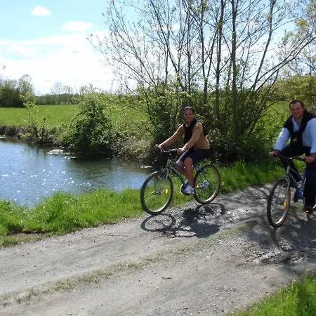 Le Portail En Marais Poitevin - Logis D'exception - Jacuzzi Privatif 4*