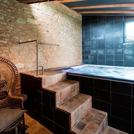 Demeures Et Chateaux - Le Portail En Marais Poitevin Moreilles