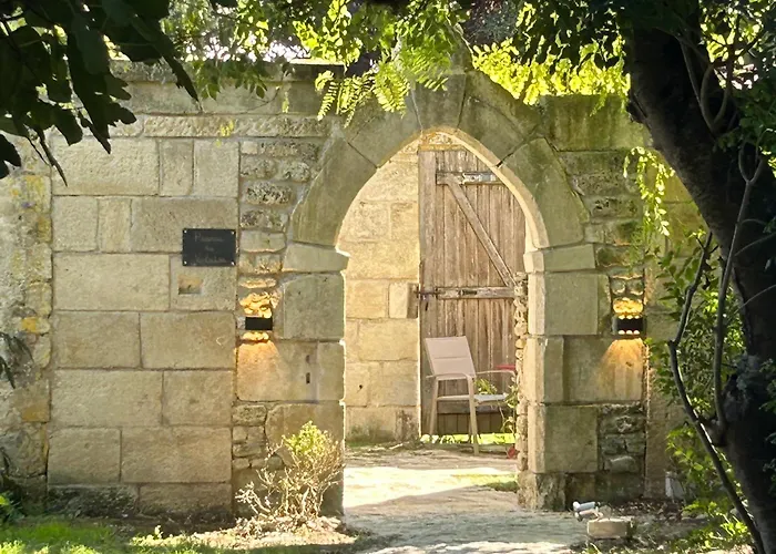 Maison d'hôtes Le Portail En Marais Poitevin - Logis D'exception - Jacuzzi Privatif Moreilles