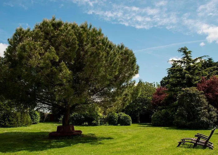Maison d'hôtes Le Portail En Marais Poitevin - Logis D'exception - Jacuzzi Privatif Moreilles