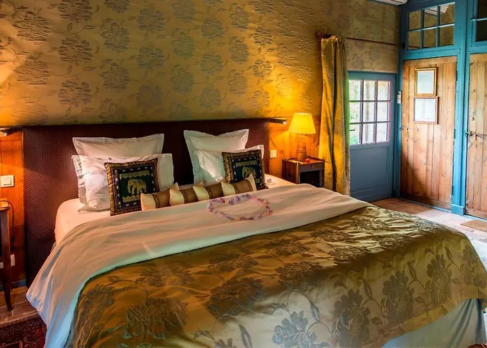 Le Portail En Marais Poitevin - Logis D'exception - Jacuzzi Privatif 4*