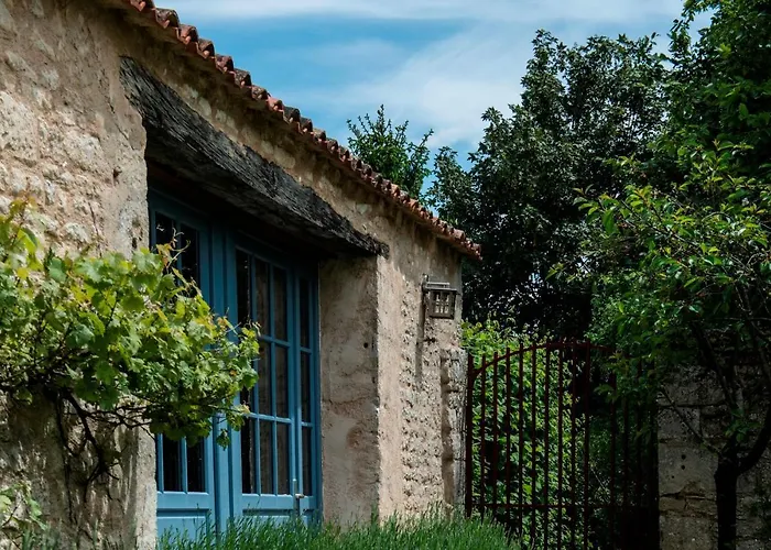 Le Portail En Marais Poitevin - Logis D'exception - Jacuzzi Privatif Maison d'hôtes