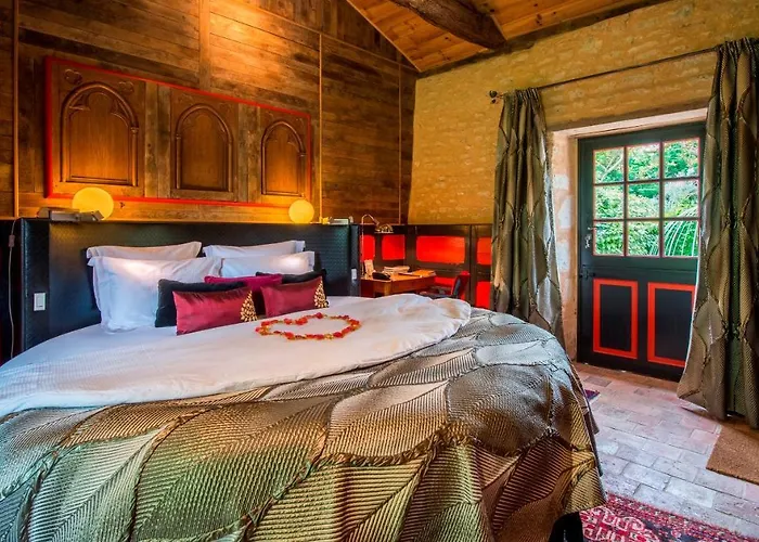 Le Portail En Marais Poitevin - Logis D'exception - Jacuzzi Privatif Maison d'hôtes